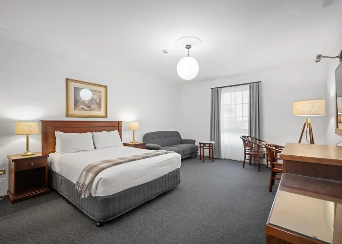 The Lawson Riverside Suites