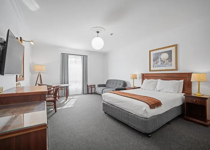 The Lawson Riverside Suites