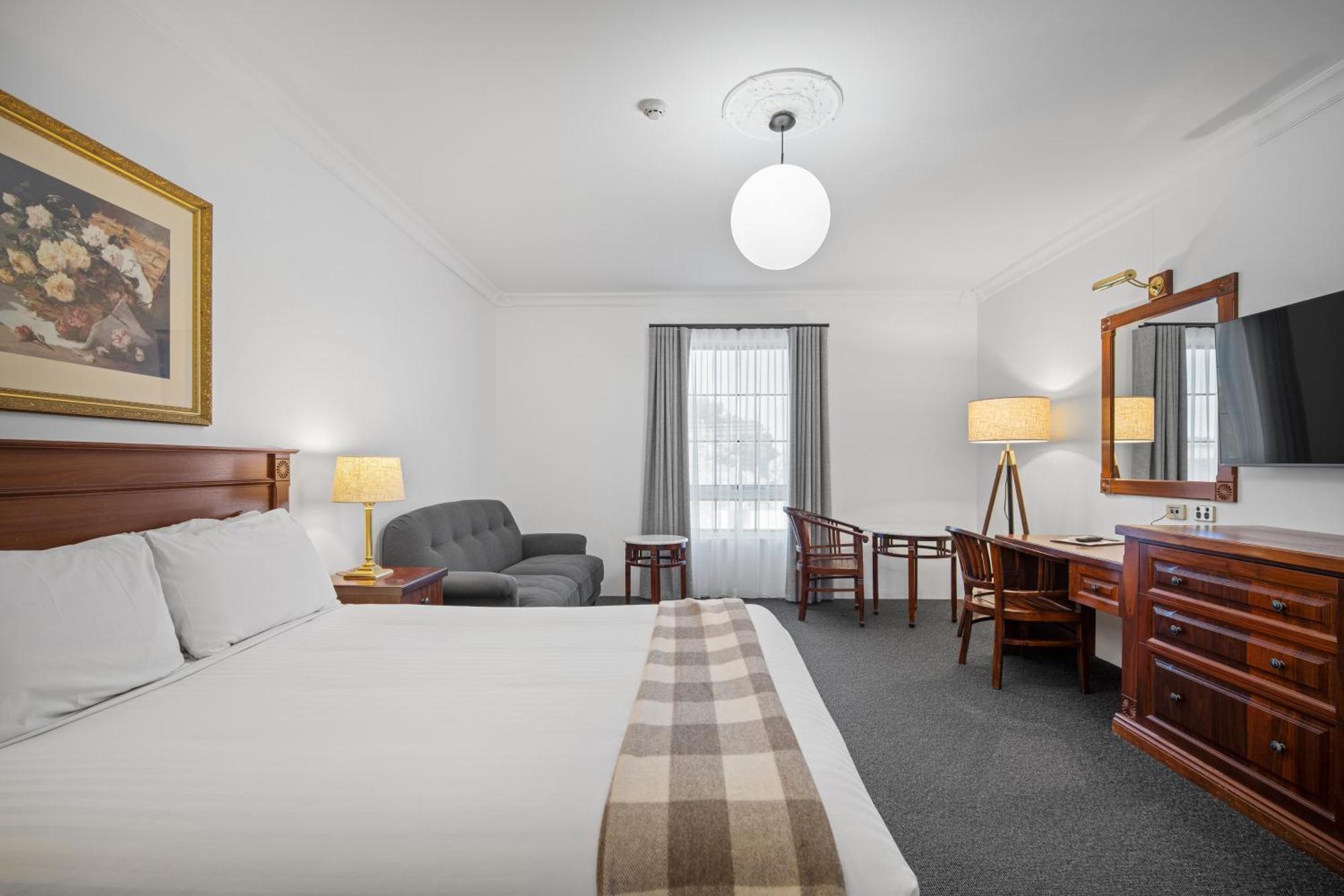 Motel The Lawson Riverside 4*